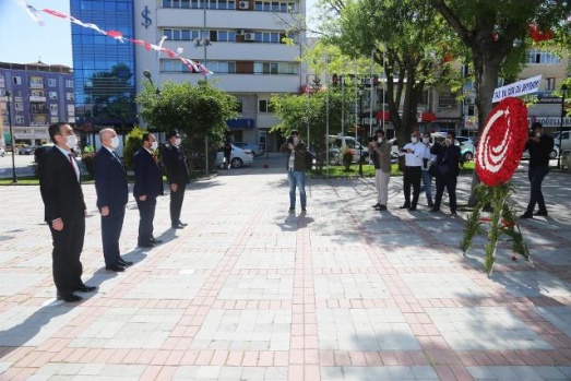 743. TÜRK DİL BAYRAMI SALGIN NEDENİYLE BURUK KUTLANDI