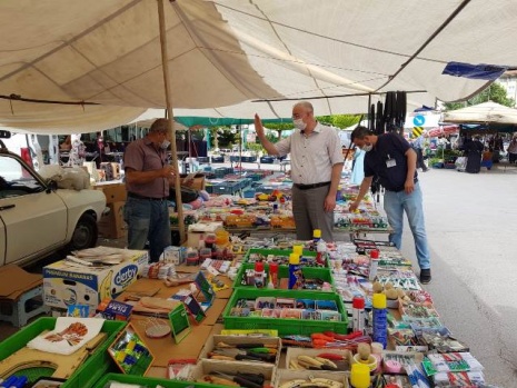 ABİDİN ÇAĞLAYAN PAZAR MÜŞTERİ VE ESNAFINI DA YALNIZ BIRAKMADI