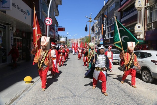 TÜRK DİL BAYRAMI VE YUNUS EMRE’Yİ ANMA ETKİNLİKLERİ COŞKUYLA KUTLANDI