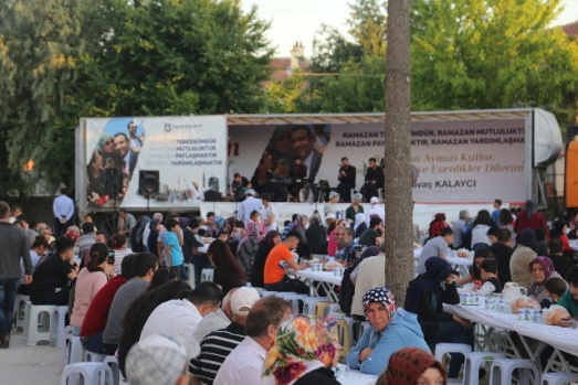 İFTAR SOFRASI ÇELTEK MAHALLESİ’NDE KURULDU