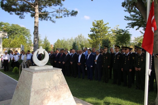 15 TEMMUZ ŞEHİTLERİ İÇİN ANMA PROGRAMI DÜZENLENDİ