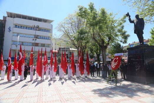 TÜRK DİL BAYRAMI VE YUNUS EMRE’Yİ ANMA ETKİNLİKLERİ COŞKUYLA KUTLANDI