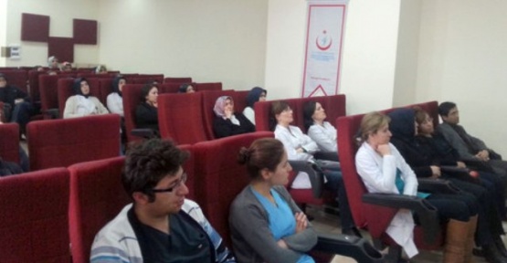 Sağlık Çalışanlarına Kalite Eğitimi