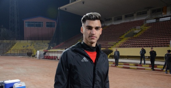 Yeni Malatyaspor futbolcusu Murat Akça açıklama yaptı