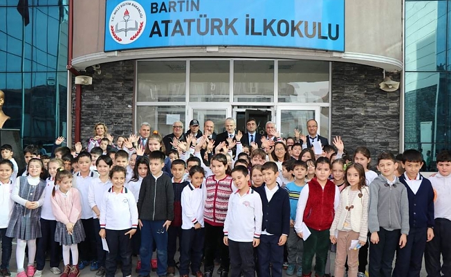 Atatürk İlkokulundayız