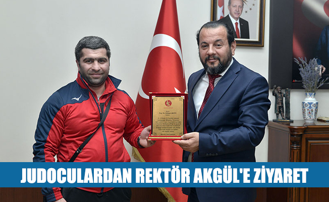 JUDOCULARDAN REKTÖR AKGÜL'E ZİYARET