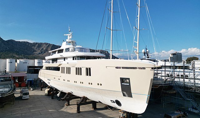 Antalya'dan 25 yılda dünyaya 2 milyar dolarlık süper lüks yat