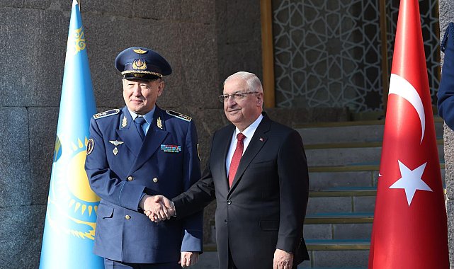 Bakan Güler, Kazakistan Savunma Bakanı Kosanov ile görüştü