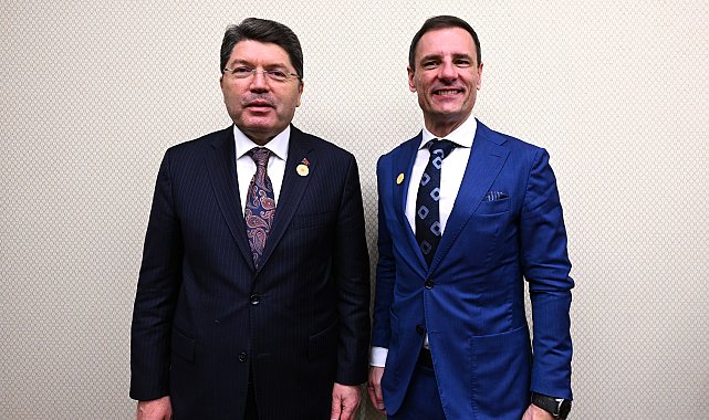 Bakan Tunç, Macaristanlı mevkidaşı Tuzson ile bir araya geldi