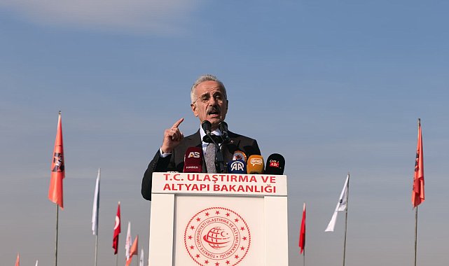 Bakan Uraloğlu: Ekonomik büyümenin birinci şartı, güçlü bir ulaşım altyapısıdır