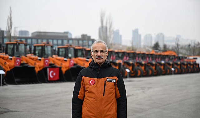 Bakan Uraloğlu: Karla mücadelede 18 bin 407 personel ve 14 bin 263 araç görev başında