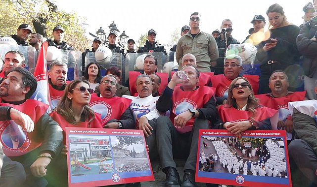 Eğitim-İş'ten MEB önünde bütçe eylemi
