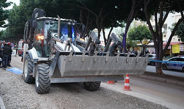 Geri manevra yapan kepçenin altında kalıp yaşamını yitirdi