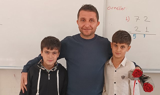 İki öğrencisi olan köy okulunda 'Öğretmenler Günü' kutlaması