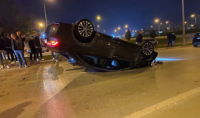 İki otomobilin çarpıştığı kaza kamerada: 2 yaralı