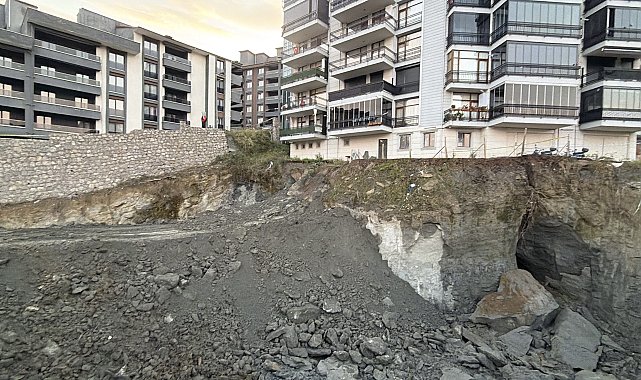 İnşaat alanında toprak kayması: 70 kişi evlerinden tahliye edildi