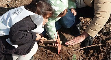İstanbul- 'Gazze Hayat Ormanı'na hayatını kaybeden çocuklar için 10 bin fidan dikildi