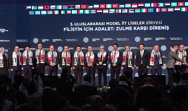 İstanbul - 5'inci Uluslararası Model İslam İşbirliği Teşkilatı Liseler Zirvesi İstanbul'da başladı