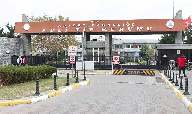 İstanbul- Pendik'te eşi tarafından öldürülen Firdevs'in cenazesi Adlı Tıp Kurumu'ndan alındı