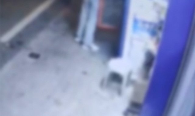 İstanbul - Sarıyer'de arkadaşları içecek çalıp kaçarken gözcülük yapan çocuğu darbedip silah çekti