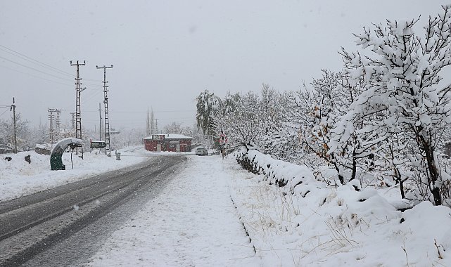 Kayseri'de kar yağışı
