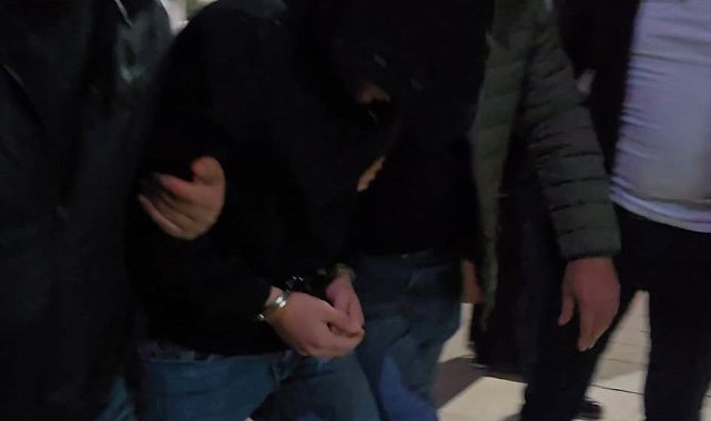 Kuyumcu soyguncusunun kimliği, bant üzerindeki parmak izinden saptandı