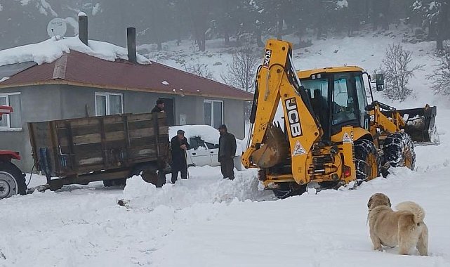 Ordu'da karla kaplı yayla yolları açıldı