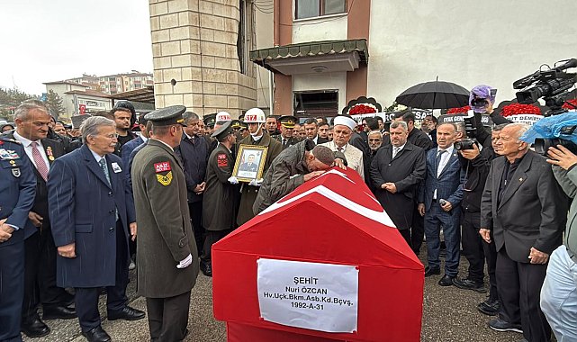 Şehit Astsubay Kıdemli Başçavuş Özcan memleketi Karabük'te toprağa verildi