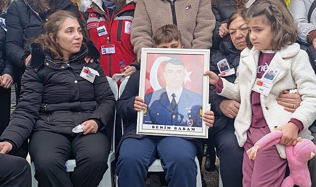 Şehit astsubayın eşinden oğluna: Başını dik tut, senin baban kahraman