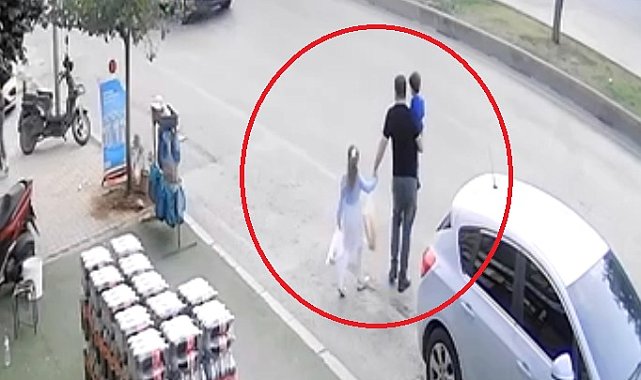 Ters yönde ilerleyen forkliftin çarptığı baba ve 2 çocuğu yaralandı
