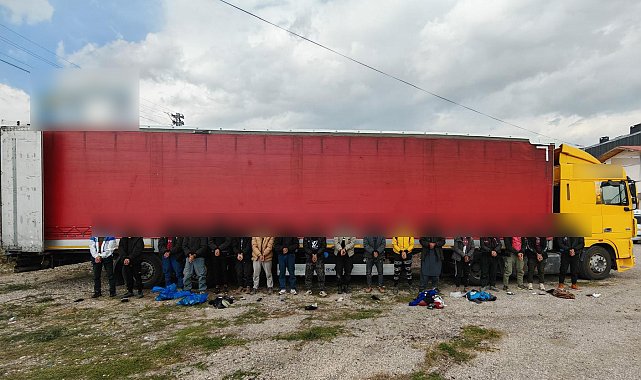 TIR dorsesinde 18 kaçak göçmen yakalandı