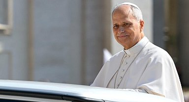 Vatikan, Kanada'nın yerli halklarına ait 62 eseri iade etti