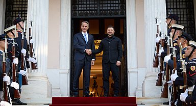 Zelenskiy, Yunanistan Başbakanı Miçotakis ile görüştü