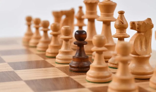 3 yaşında satrançta dünya rekoru kırdı