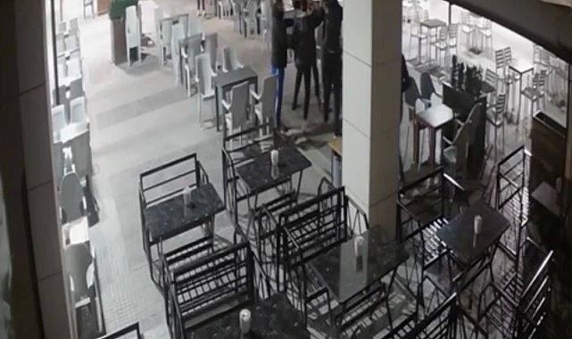 'Küfürlü konuşma' tartışmasında baba-oğul, 3 arkadaşı bıçak ve palayla yaraladı