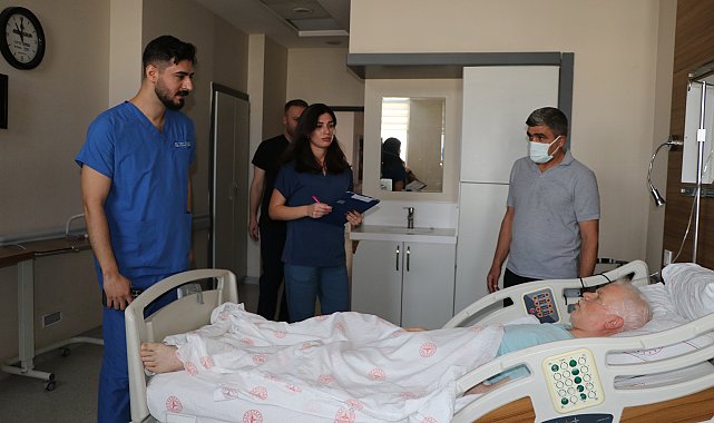Aort yırtığı olan hasta 8 saatlik operasyonla sağlığına kavuştu