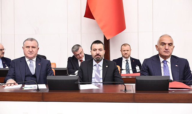 Bakan Ersoy: 2025 yıl sonu hedefimiz olan 64 milyar doları yakalayacağız