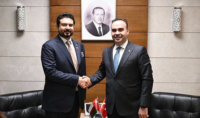 Bakan Kacır, Umman Ticaret, Sanayi ve Yatırım Teşvik Bakanı Al Yousef ile görüştü
