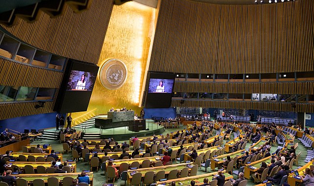 BM Genel Kurulu, İsrail'in Gazze'ye insani yardımlara tam izin verecek karar tasarısını onayladı
