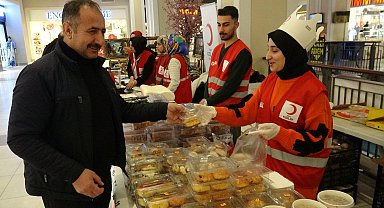 Erzurum Kızılay'dan Gazze ve Sudan için hayır kermesi