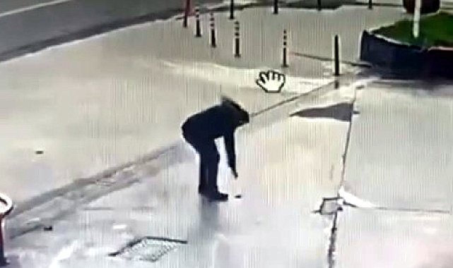 İstanbul- Avcılar'da yerde bulduğu cüzdanı alıp uzaklaşan şüpheli kamerada
