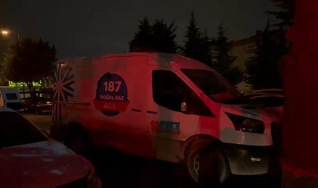 İstanbul - Beylikdüzü'nde elleri koli bandıyla bağlanmış asılı halde ceset bulundu