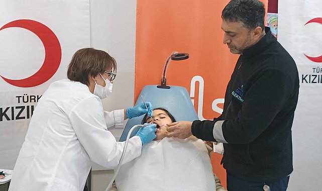 İzmir'den Batman'a gelen gönüllü hekimler, özel bireylerin dişlerini tedavi etti