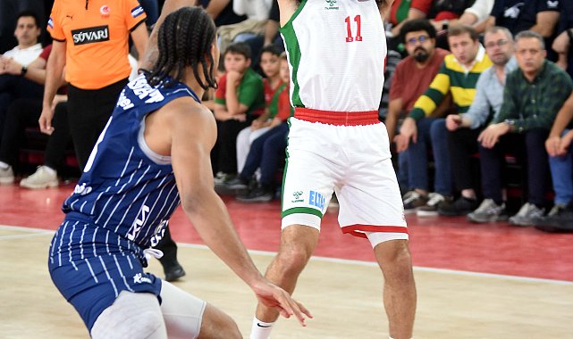 Karşıyaka lider Beşiktaş'ı ağırlıyor