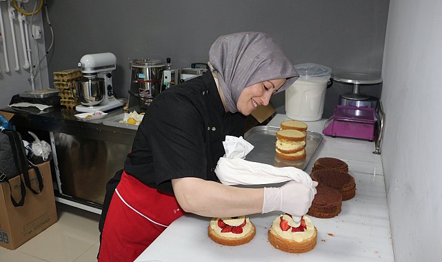 Kursa gidip, çocukluk hayali pastacılığa başladı