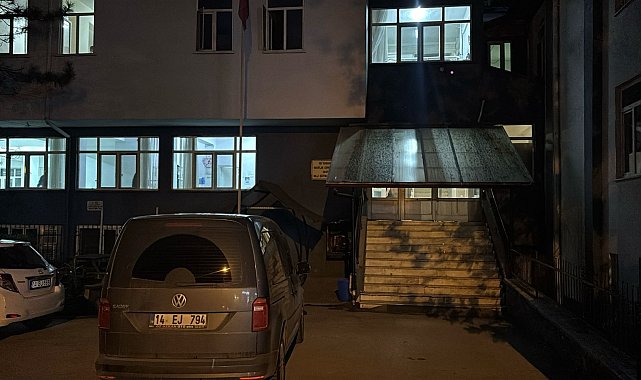 Lise öğrencisi kavga ettiği kişi tarafından bıçaklandı