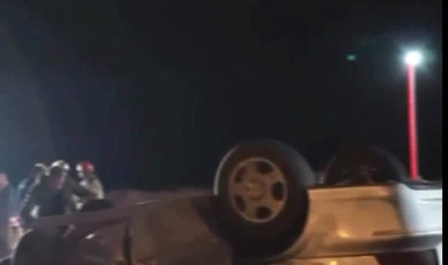 Otomobil TIR'a çarptı: 1 ölü, 3 yaralı