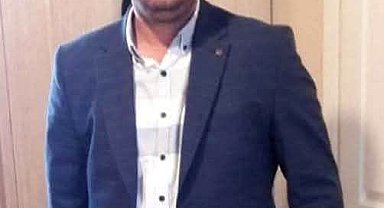 Otomobiliyle yön levhası direğine çapan muhtar öldü