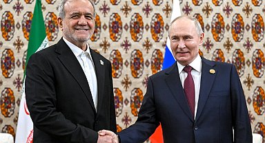 Rusya Devlet Başkanı Putin ile İran Cumhurbaşkanı Pezeşkiyan, Türkmenistan'da görüştü