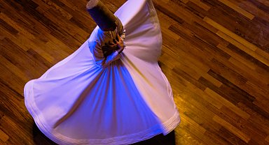 Semazenbaşı: Kafe, restoran gibi yerlerde sema edilmesini tasvip etmiyoruz